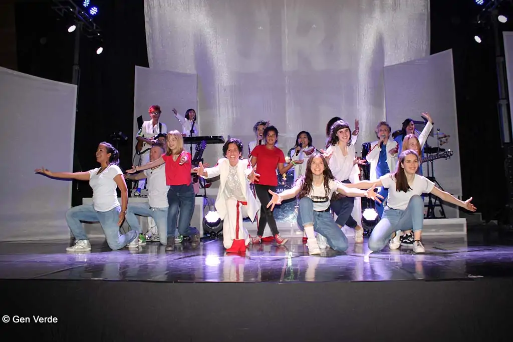 Start Now a Bressanone durante la presentazione di Turn it Up con i giovani